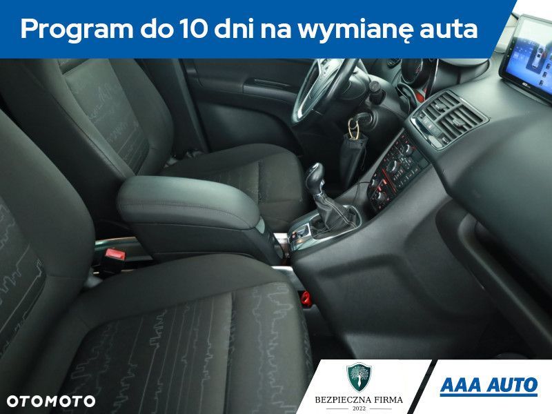 Opel Meriva - 9