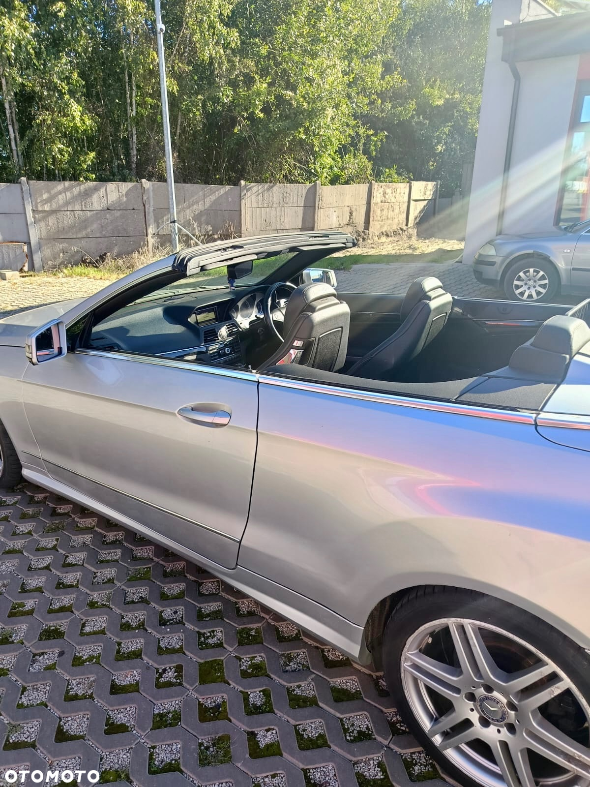 Mercedes-Benz Klasa E 250 CDI DPF Cabrio BlueEFFICIENCY 7G-TRONIC Elegance - 4