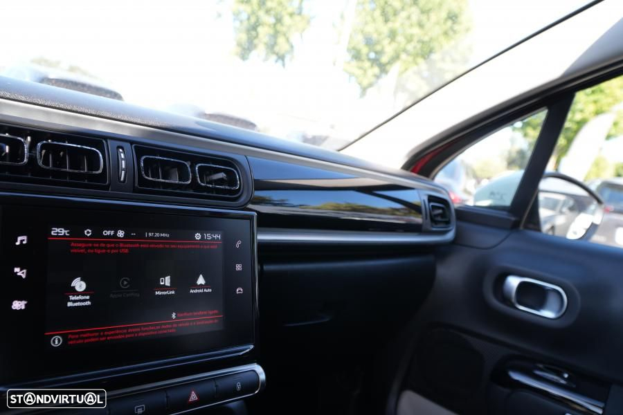 Citroën C3 1.2 PureTech Shine - 10