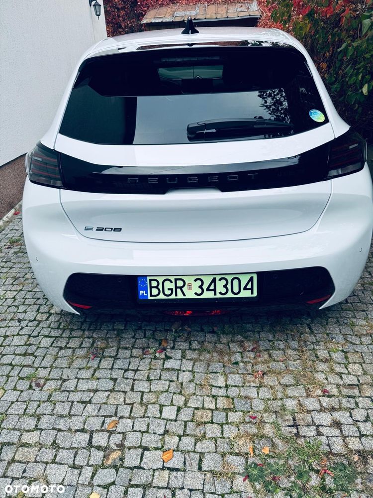 Peugeot 208 - 3