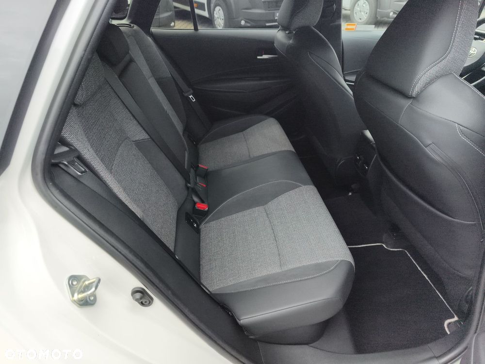 Toyota Corolla 1.8 Hybrid Style - 11