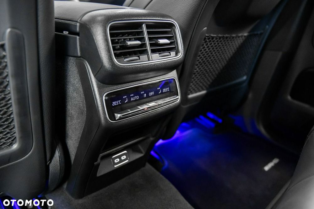 Mercedes-Benz GLE - 28