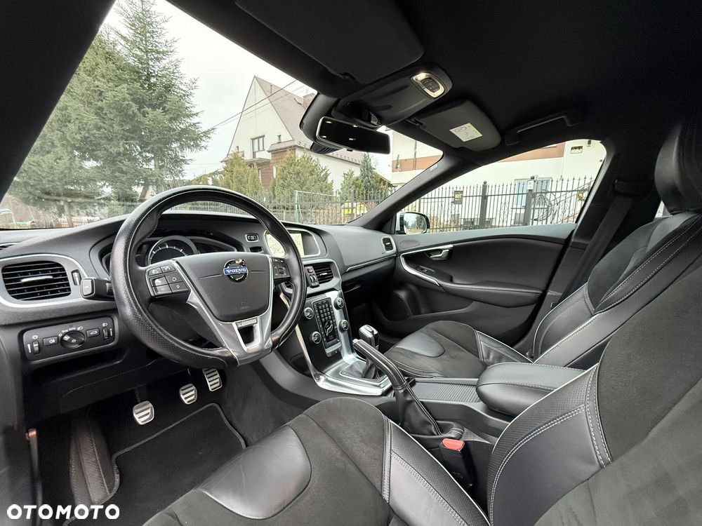 Volvo V40 D4 RDesign - 17