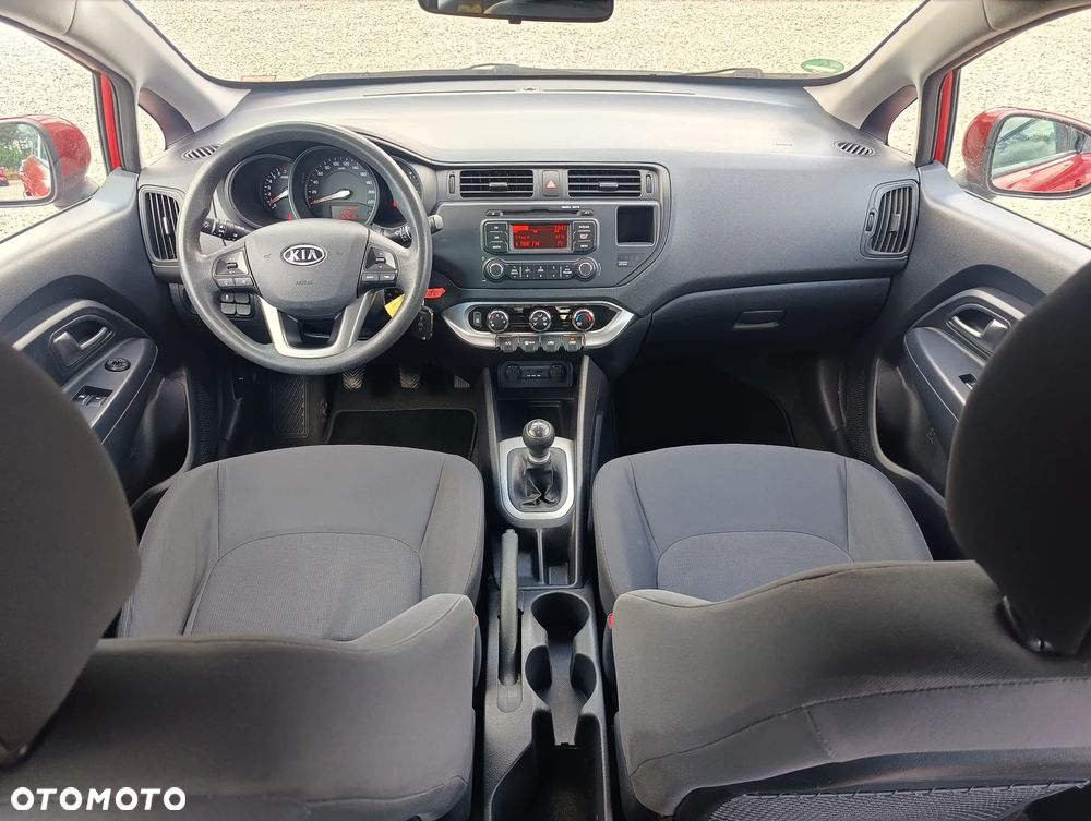 Kia Rio 1.2 Attract - 17
