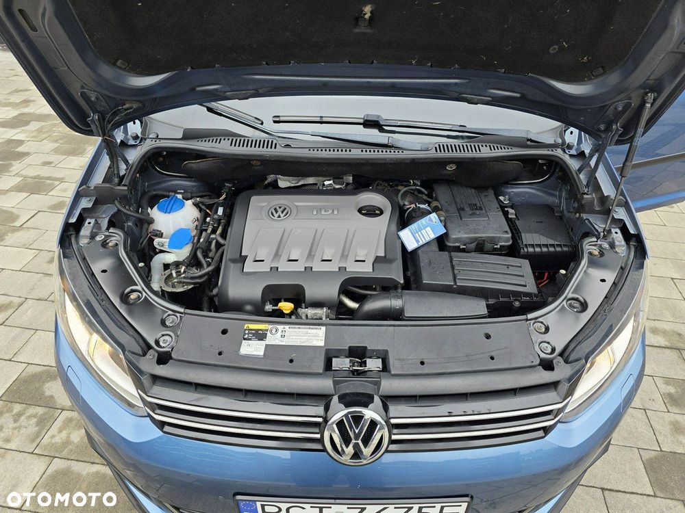 Volkswagen Touran 2.0 TDI DPF DSG Cross - 26