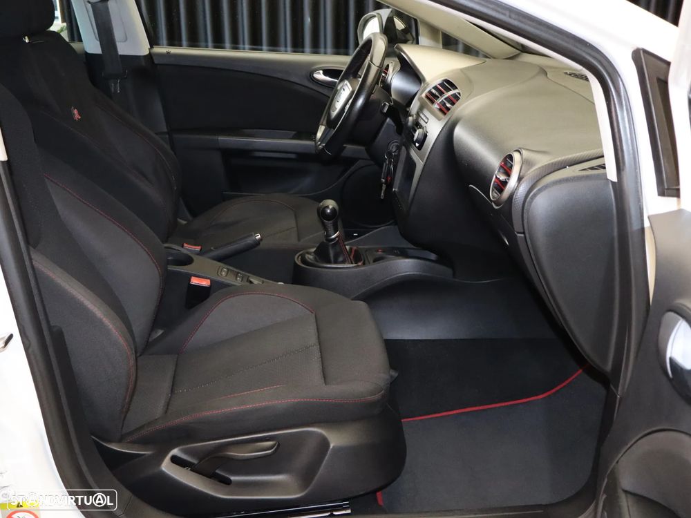 SEAT Leon 2.0 TDI FR - 16