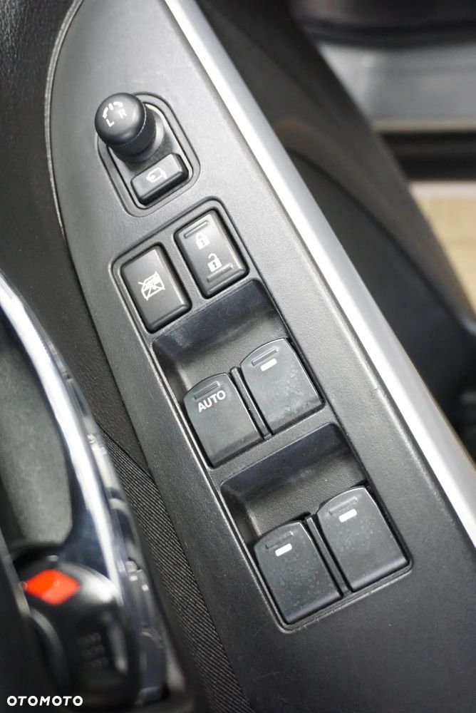 Suzuki SX4 S-Cross 1.6 Comfort - 27