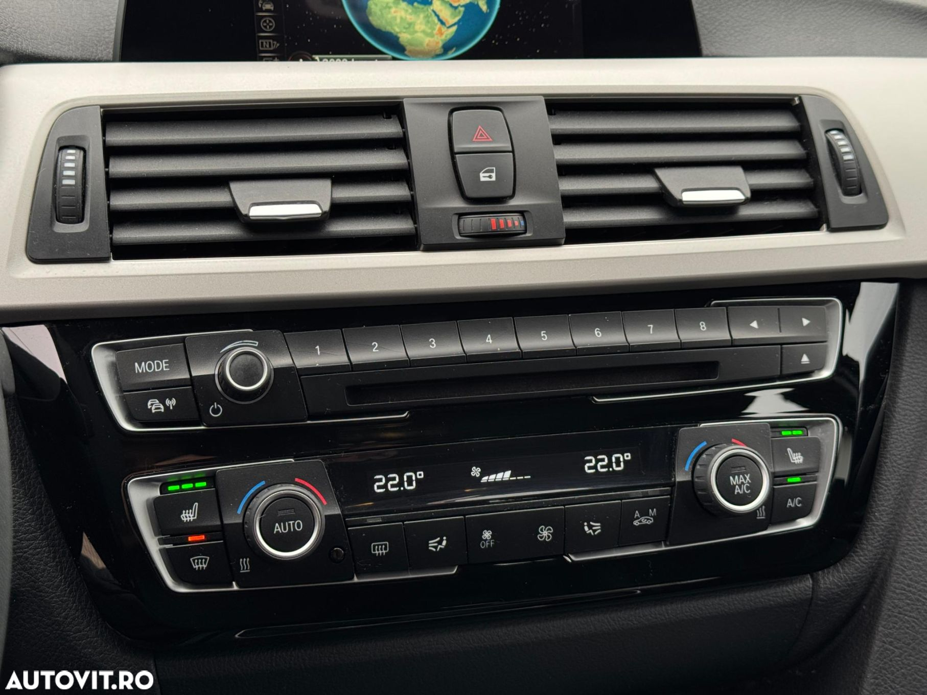 BMW Seria 3 318d Touring xDrive Advantage - 10