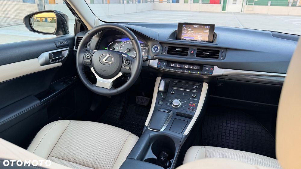 Lexus CT Luxury Line - 14