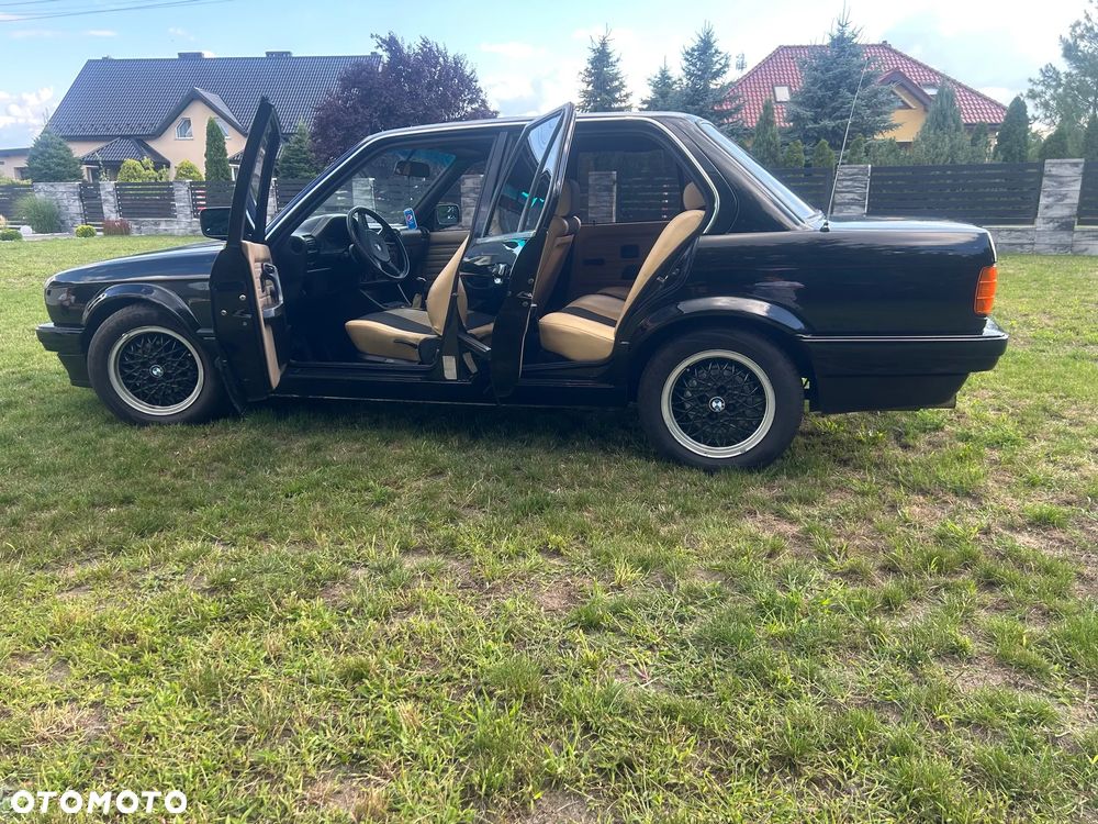 BMW Seria 3 316i - 5