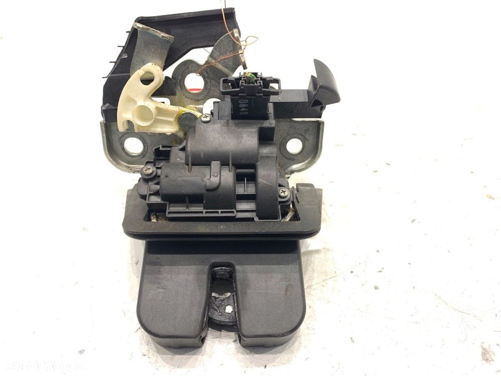 ZAMEK KLAPY TYŁ  AUDI A4 B8 (8K2) 2007 - 2015 2.0 TDI 105 kW [143 KM] olej napędowy 2007 - 2015 - 3