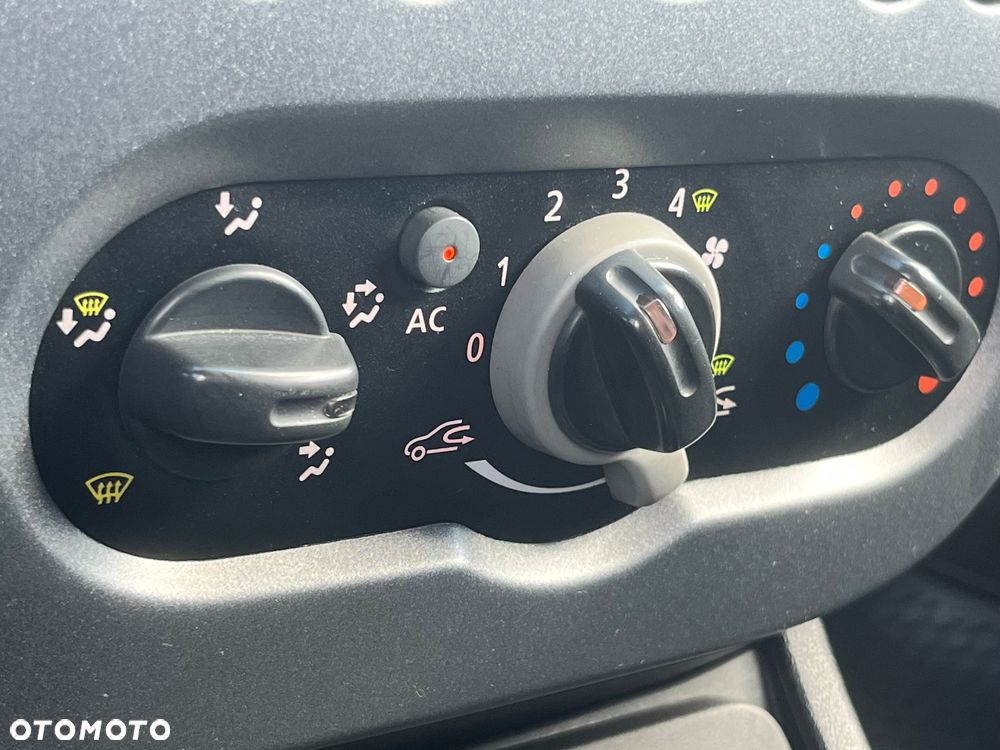 Dacia Duster 1.6 SL Delsey 4x4 - 17