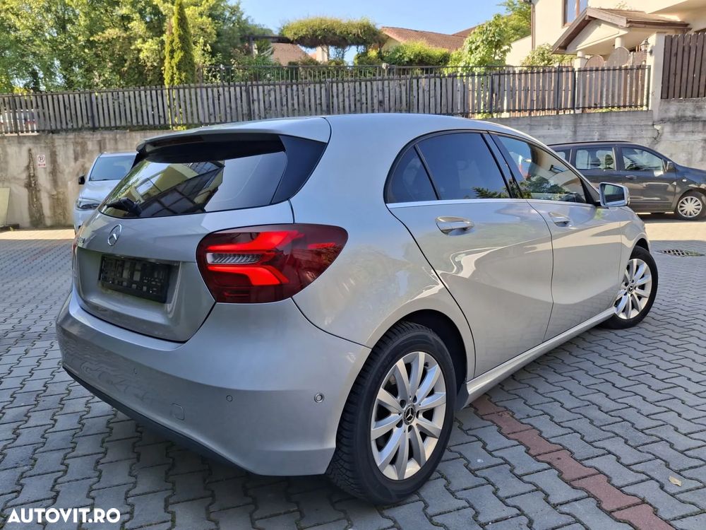 Mercedes-Benz A 180 7G-DCT - 6