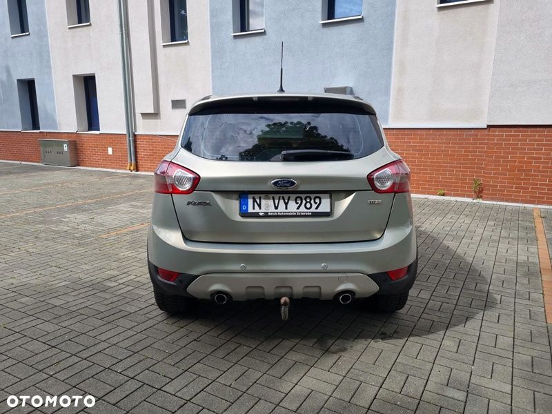 Ford Kuga 2.0 TDCi 4x4 Titanium - 13