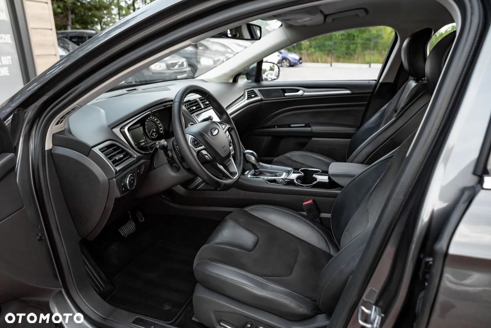Ford Mondeo 2.0 TDCi Edition 4WD PowerShift - 17