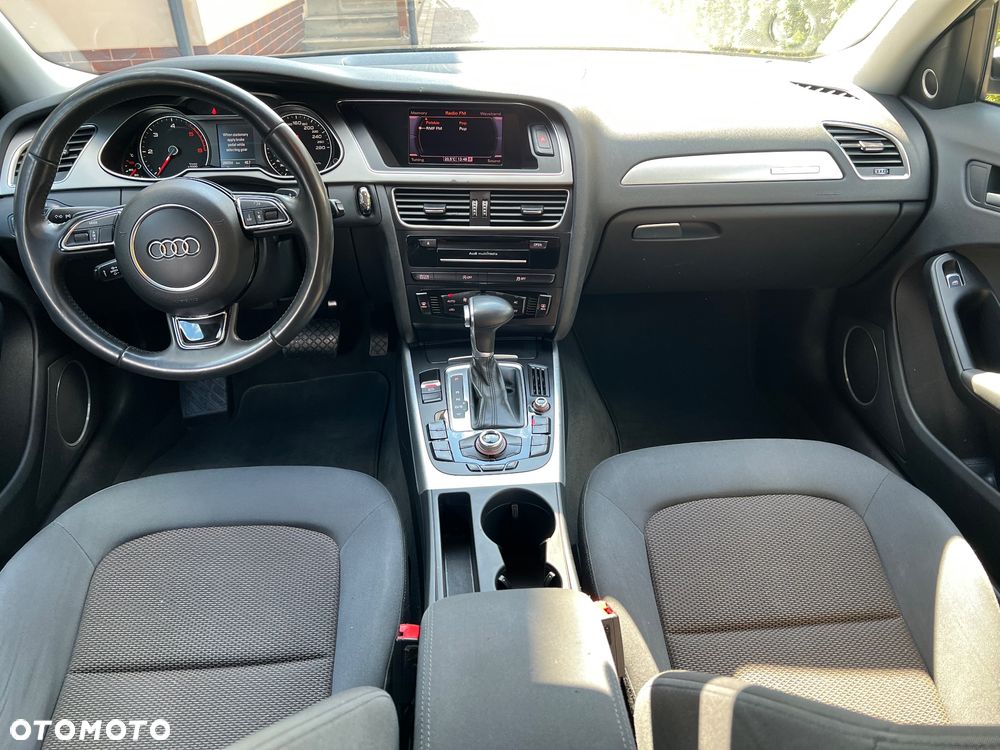 Audi A4 Avant 2.0 TDI DPF quattro S tronic Attraction - 12