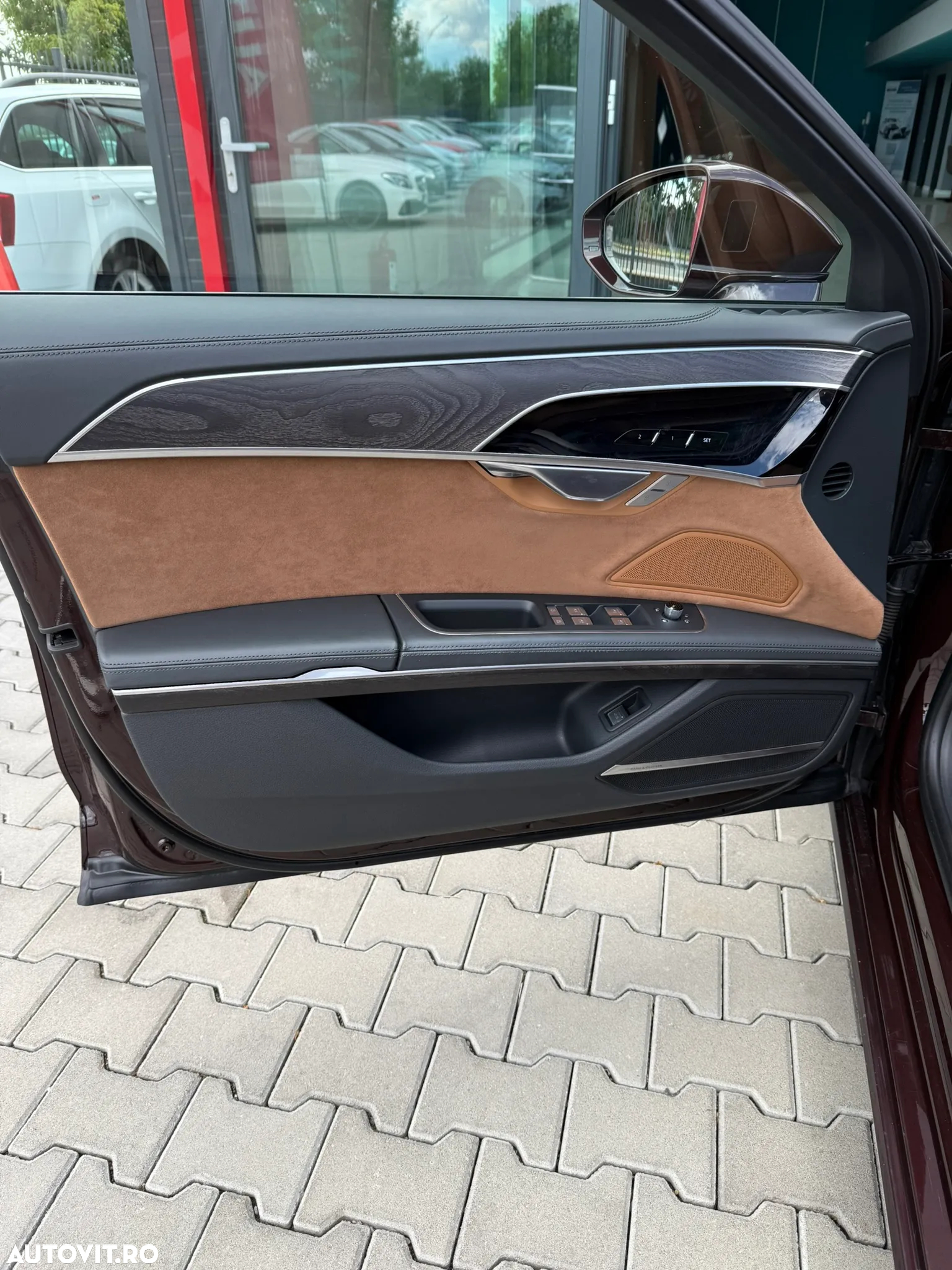 Audi A8 55 TFSI quattro Tiptronic MHEV - 15