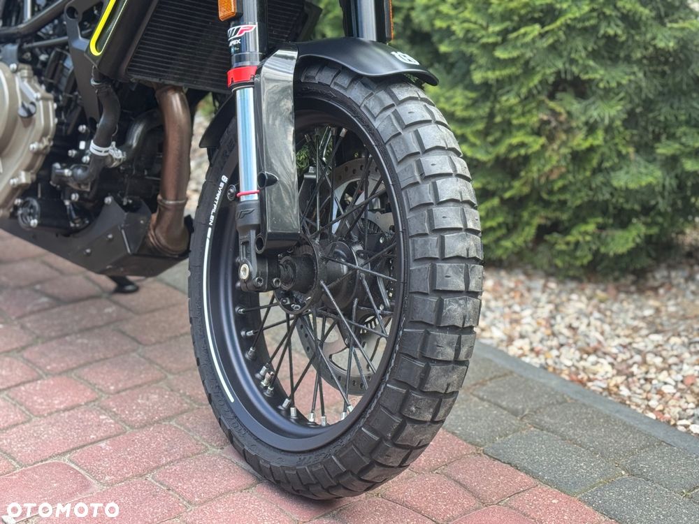 Husqvarna Svartpilen - 22