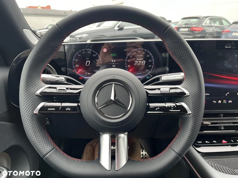 Mercedes-Benz CLA - 16