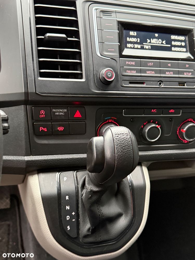 Volkswagen Transporter T6 2.0TDI 150 KM Mobilny Warsztat Klima PDC Grz.Szyb - 15