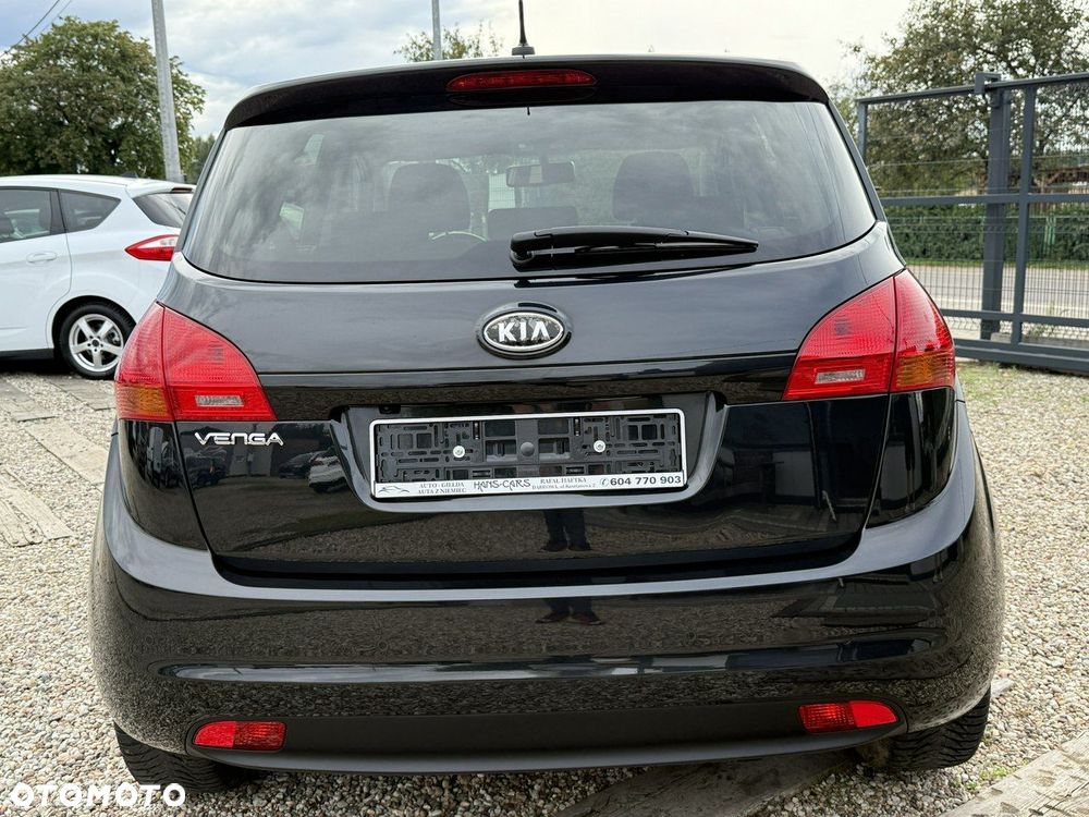 Kia Venga - 18