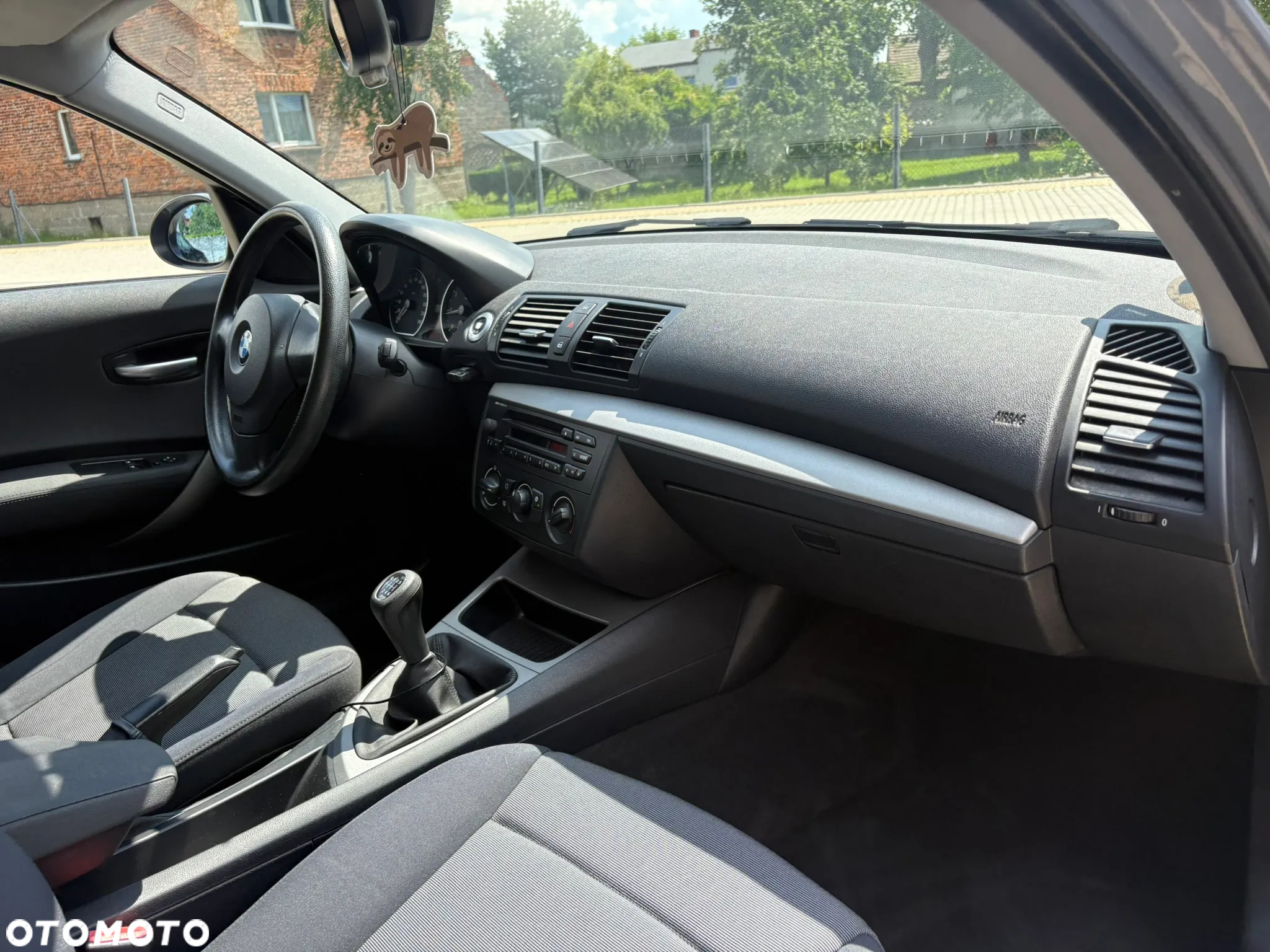 BMW Seria 1 116i - 13