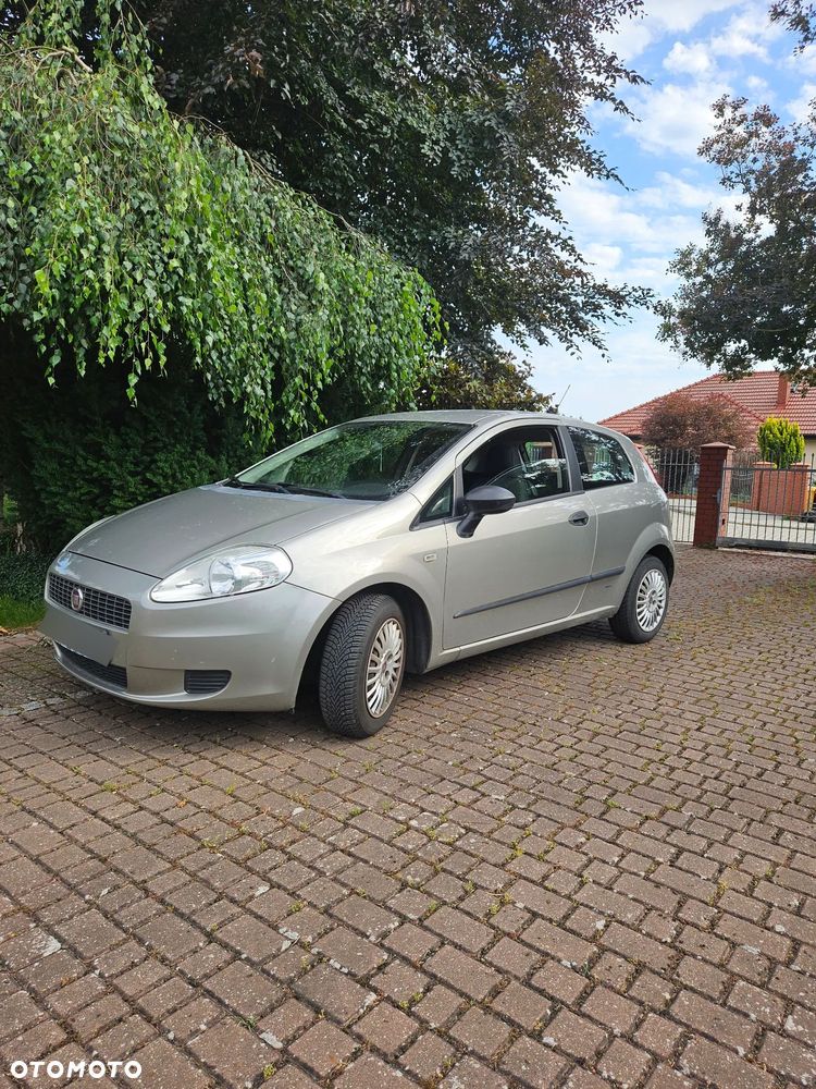 Fiat Grande Punto - 1