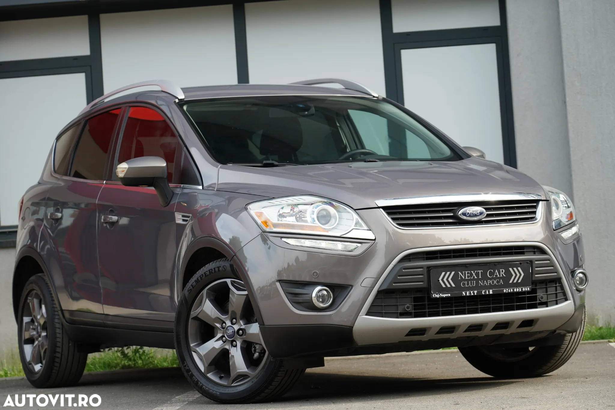 Ford Kuga 2.0 TDCi 4x4 Aut. Titanium - 2
