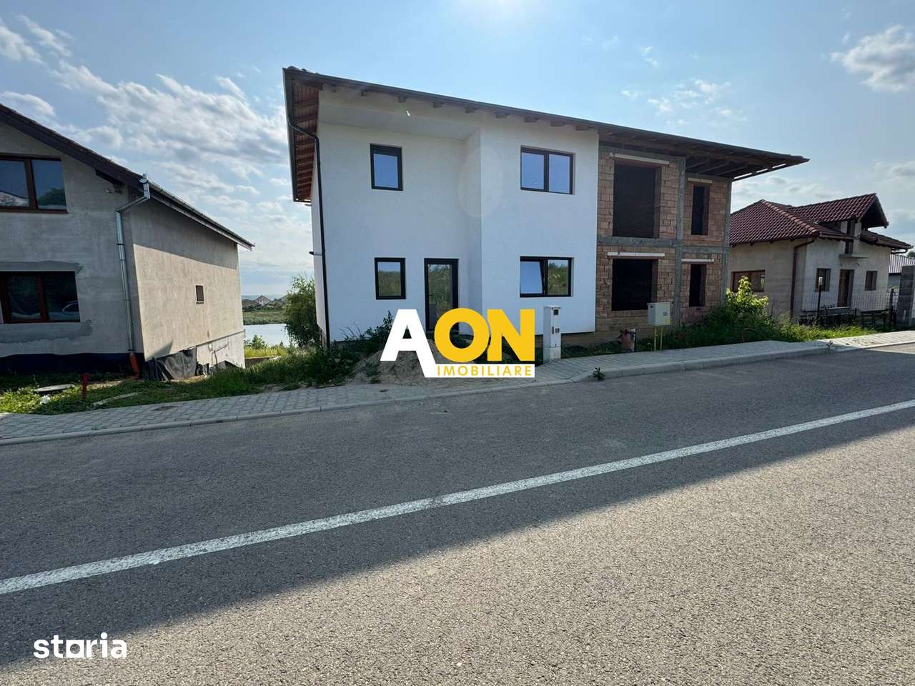 De vanzare apartament 3 camere, la vila, 130mp teren, Lac Chereteu — fotografia 1