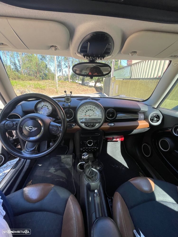 MINI 3 Portas Cooper D - 6