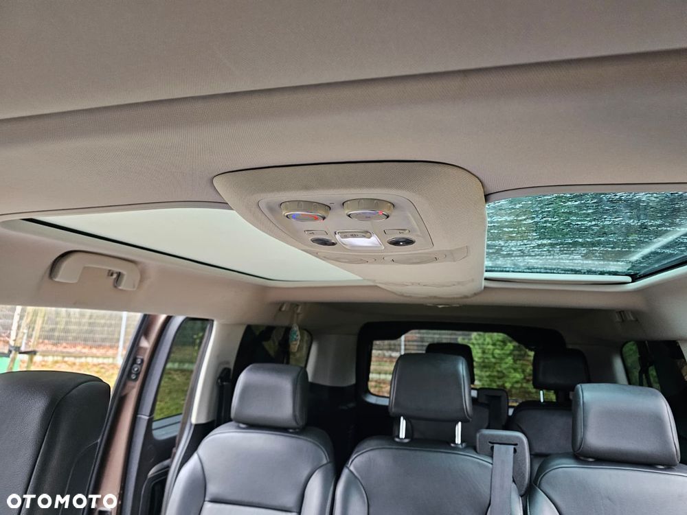 Peugeot Traveller 2.0 BlueHDi Long Business - 30