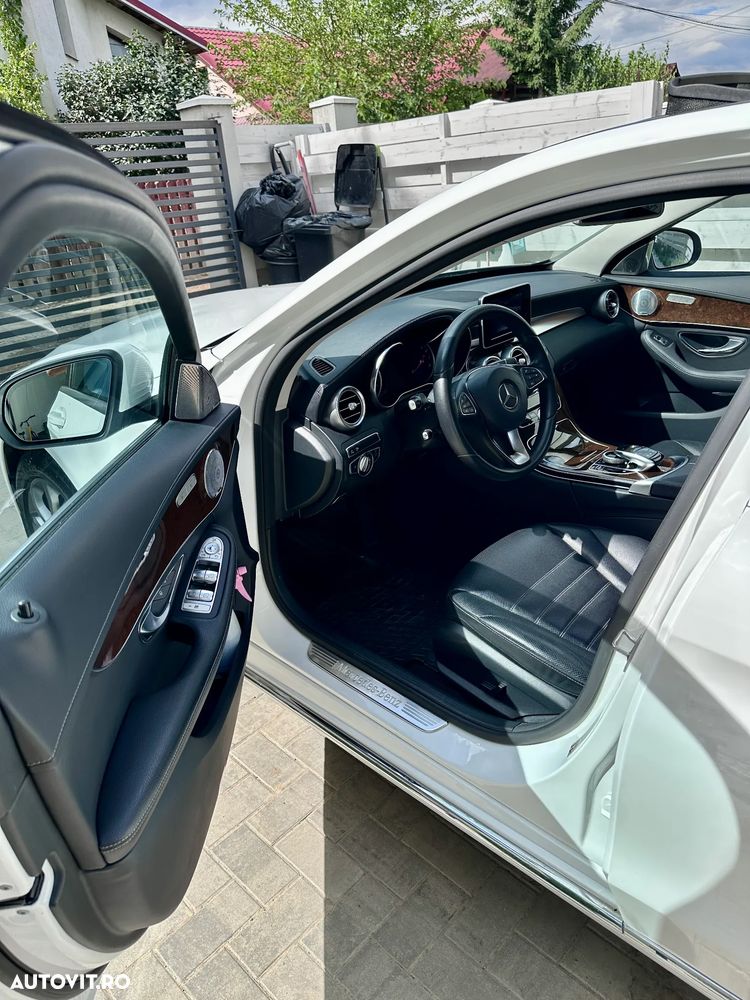Mercedes-Benz C 200 4MATIC 9G-TRONIC Avantgarde - 22