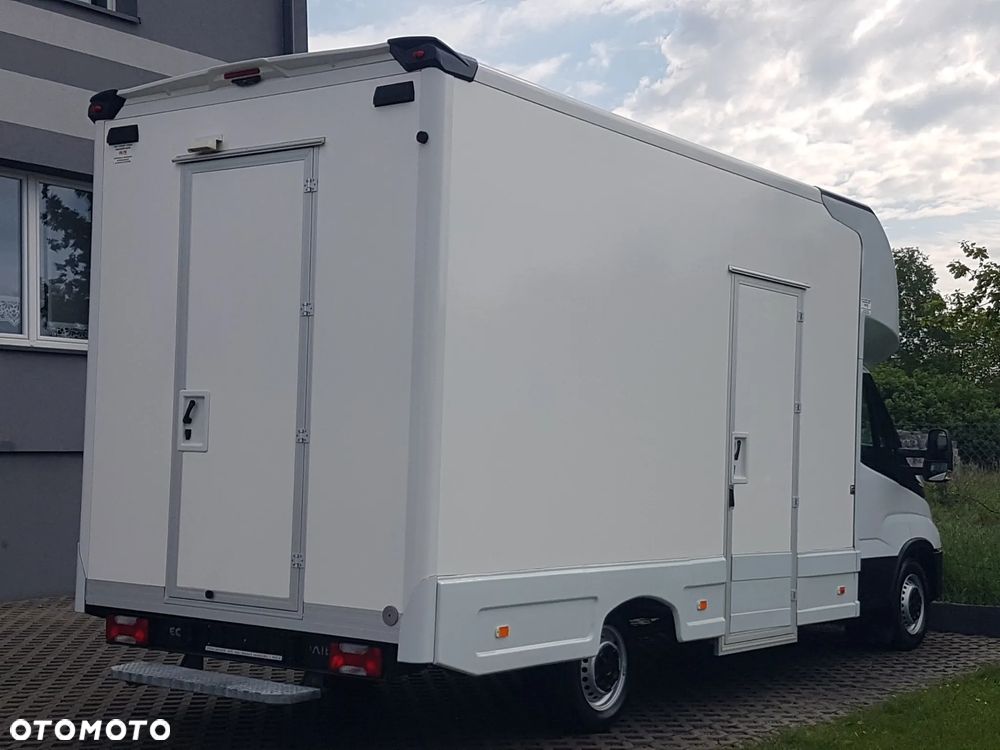 Iveco DAILY KONTENER NISKOPODŁOGOWY 4,43x2,23x2,42 SKLEP BAR FOODTRUCK KAMPER KLIMA - 4