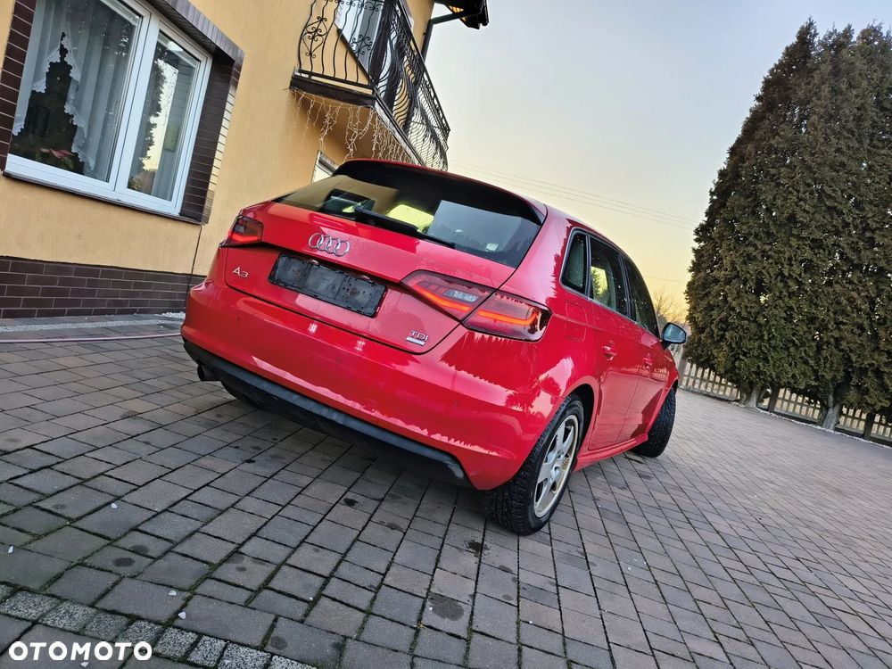 Audi A3 Sportback - 5