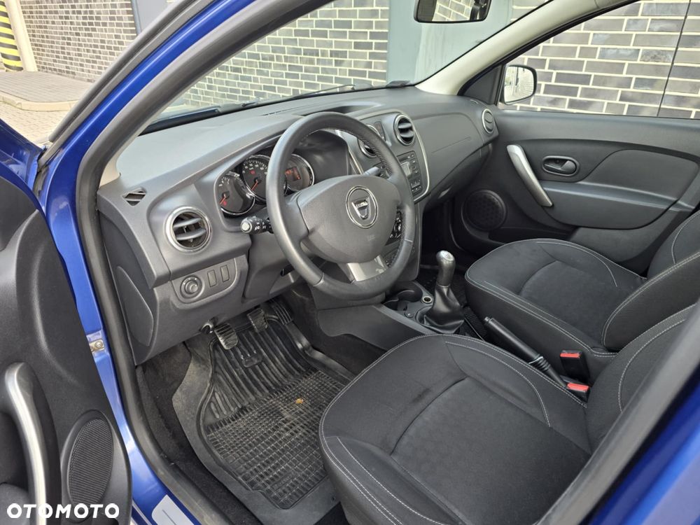 Dacia Logan 1.2 16V SL Celebration - 33