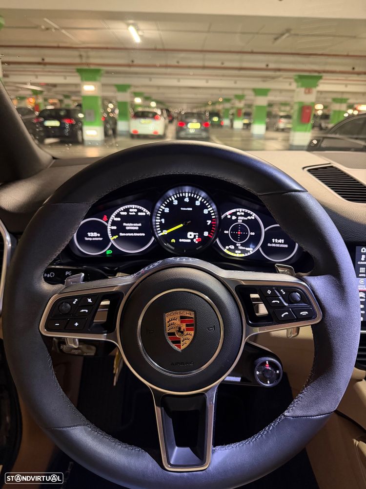 Porsche Cayenne E-Hybrid - 15