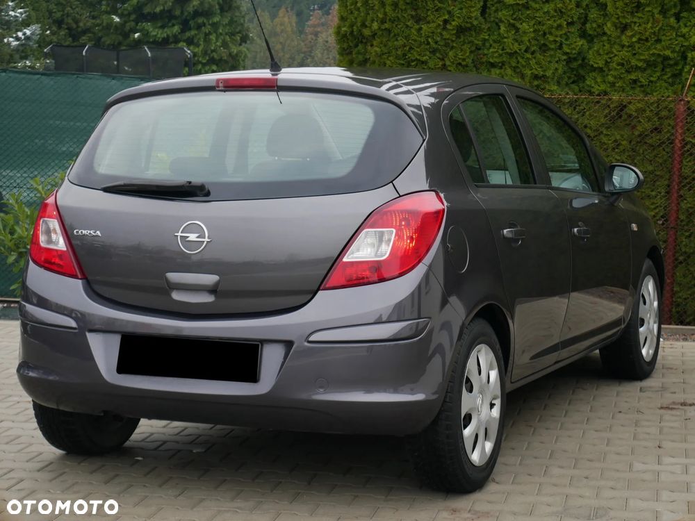 Opel Corsa 1.4 16V Edition - 9
