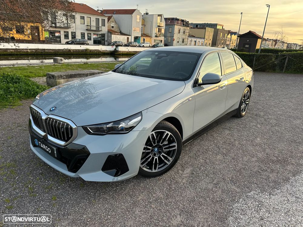 BMW i5 eDrive40 Pack Desportivo M - 4