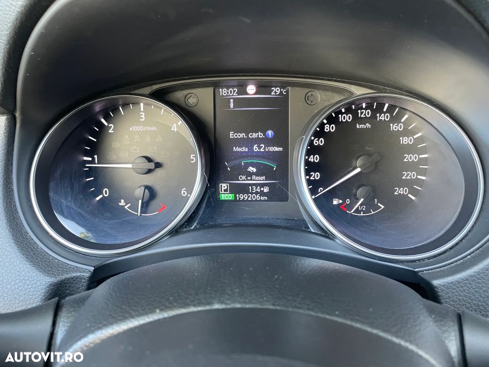 Nissan Qashqai 1.6 DCI Xtronic TEKNA+ - 30