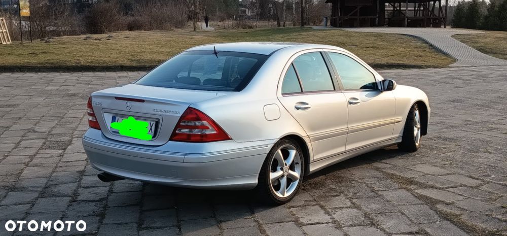 Mercedes-Benz Klasa C 200 Kompressor Automatik Avantgarde - 2