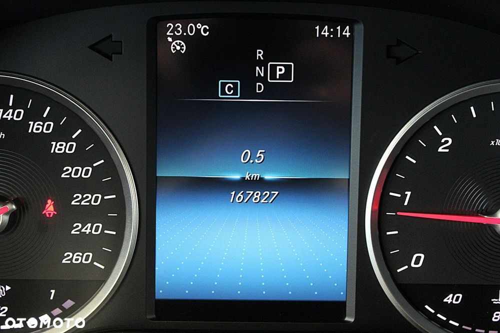 Mercedes-Benz GLC - 14
