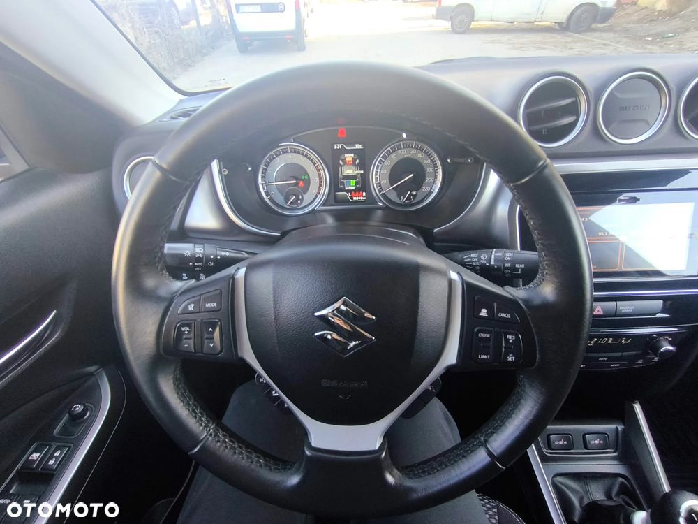 Suzuki Vitara 1.4 Boosterjet Premium 2WD - 14