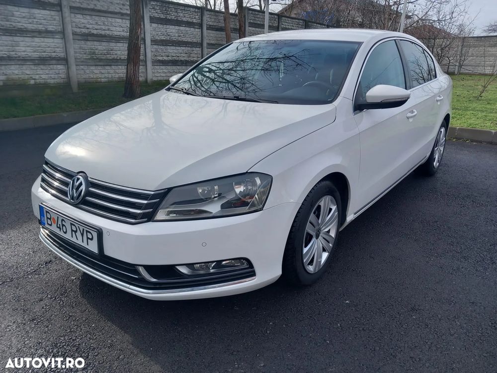 Volkswagen Passat - 4