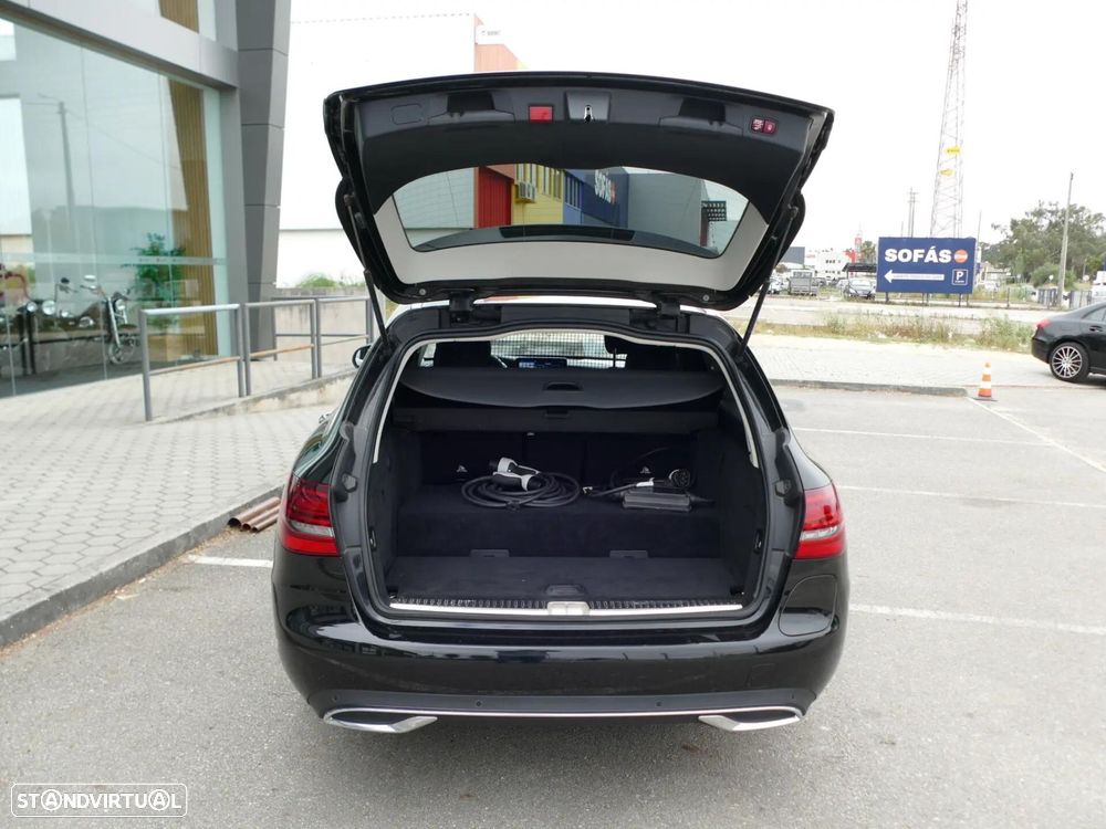 Mercedes-Benz C 300 de Avantgarde - 14