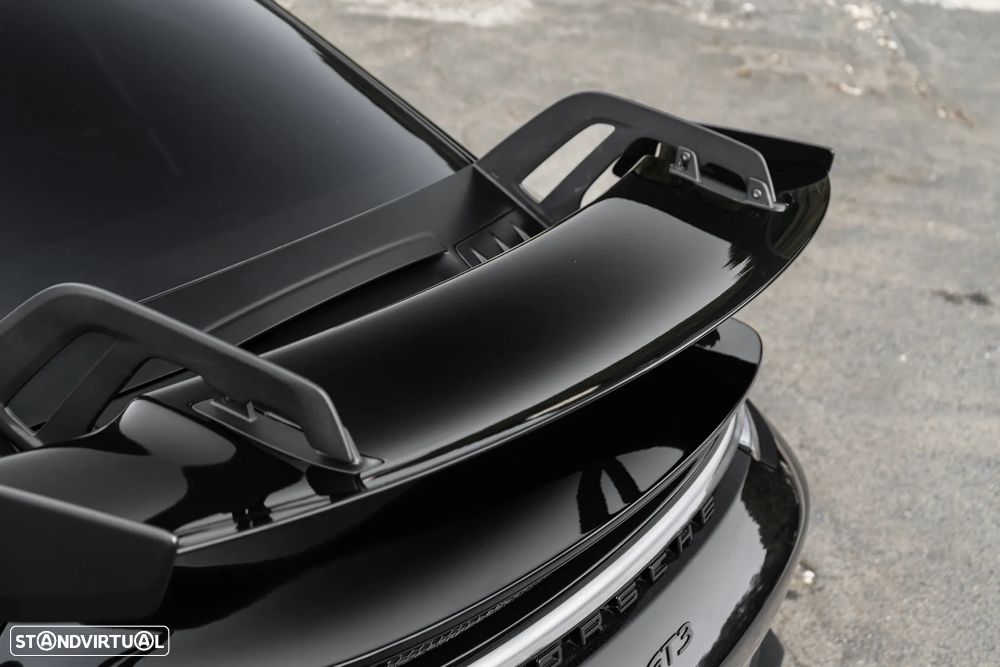 Porsche 911 (992) GT3 - 12