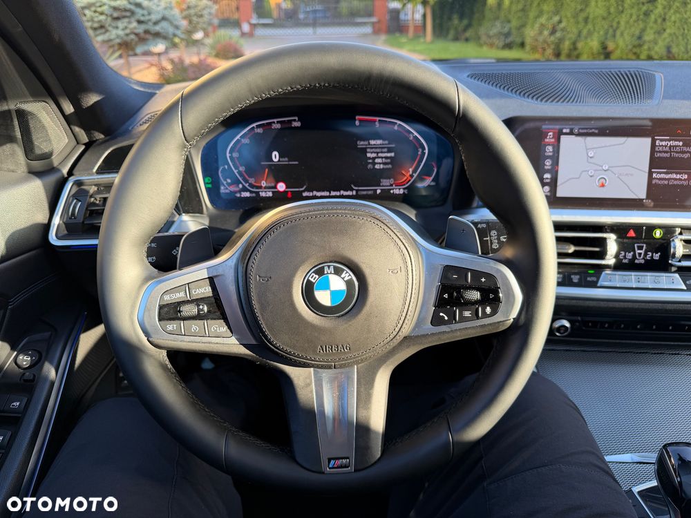 BMW Seria 3 - 34