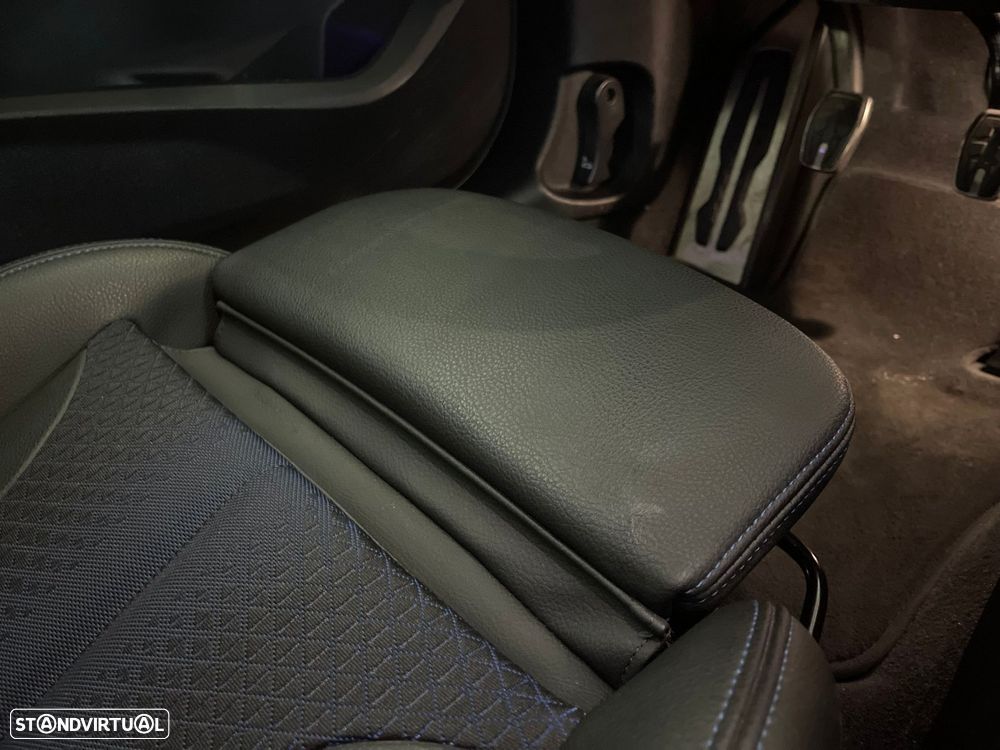 BMW 116 d Pack Desportivo M - 36