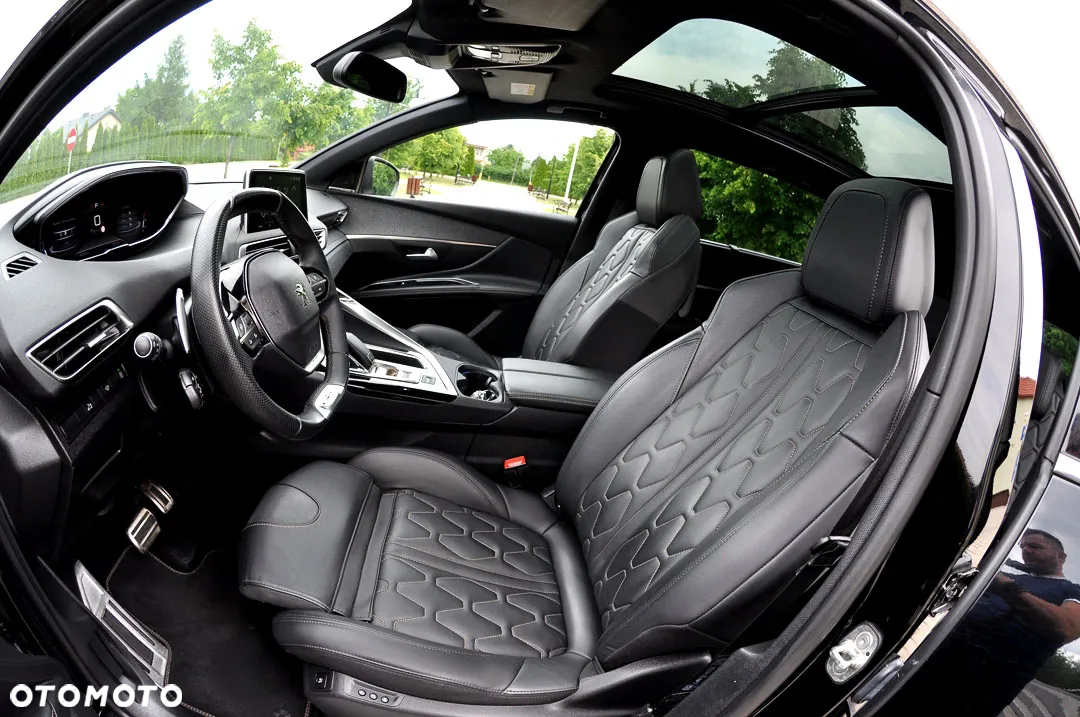 Peugeot 5008 BlueHDI 130 EAT8 GT - 23
