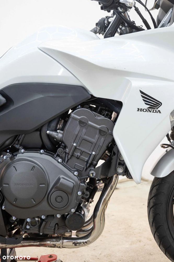 Honda CBF - 12