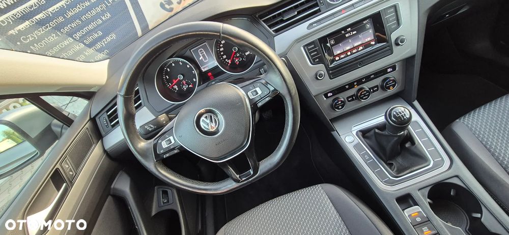 Volkswagen Passat 1.4 TSI (BlueMotion Technology) Comfortline - 8
